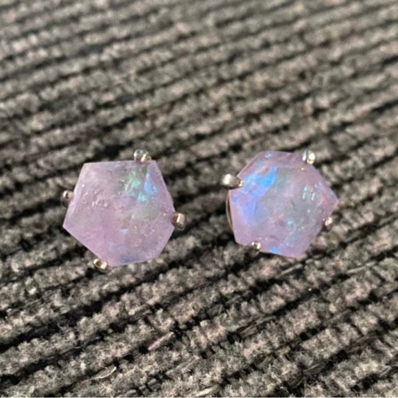 Kendra Scott Jewelry - KENDRA SCOTT Ellms Amethyst Dichroic Stud Earrings Silver Tone